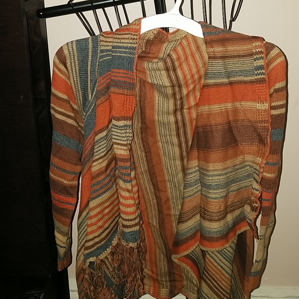 Chicnico tassel asymmetrical hem shawl